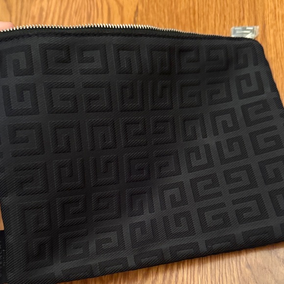 Givenchy Black Patterned makeup pouch - Picture 4 of 4